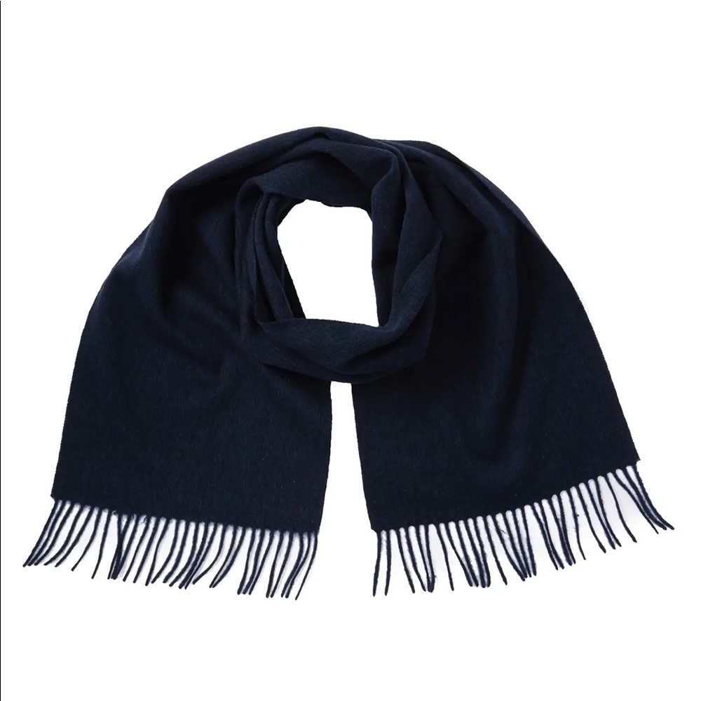 Stewart of Scotland Merino Wool Sold Scarf